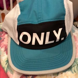 Only NY men’s running hat mesh